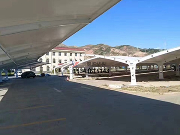 成都<font color='red'>膜結構車棚</font>【廠家直銷】