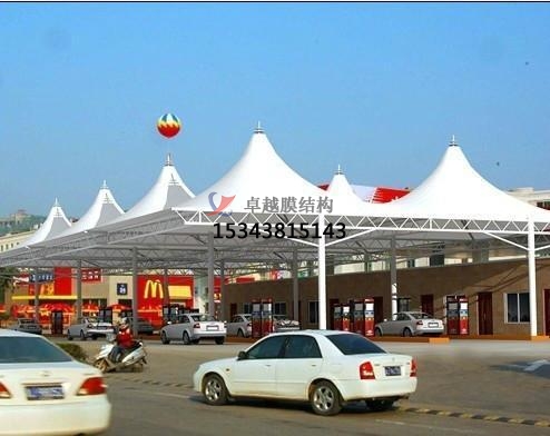 平?jīng)黾佑驼菊峙锸┕?加氣站雨棚設計安裝生產廠家