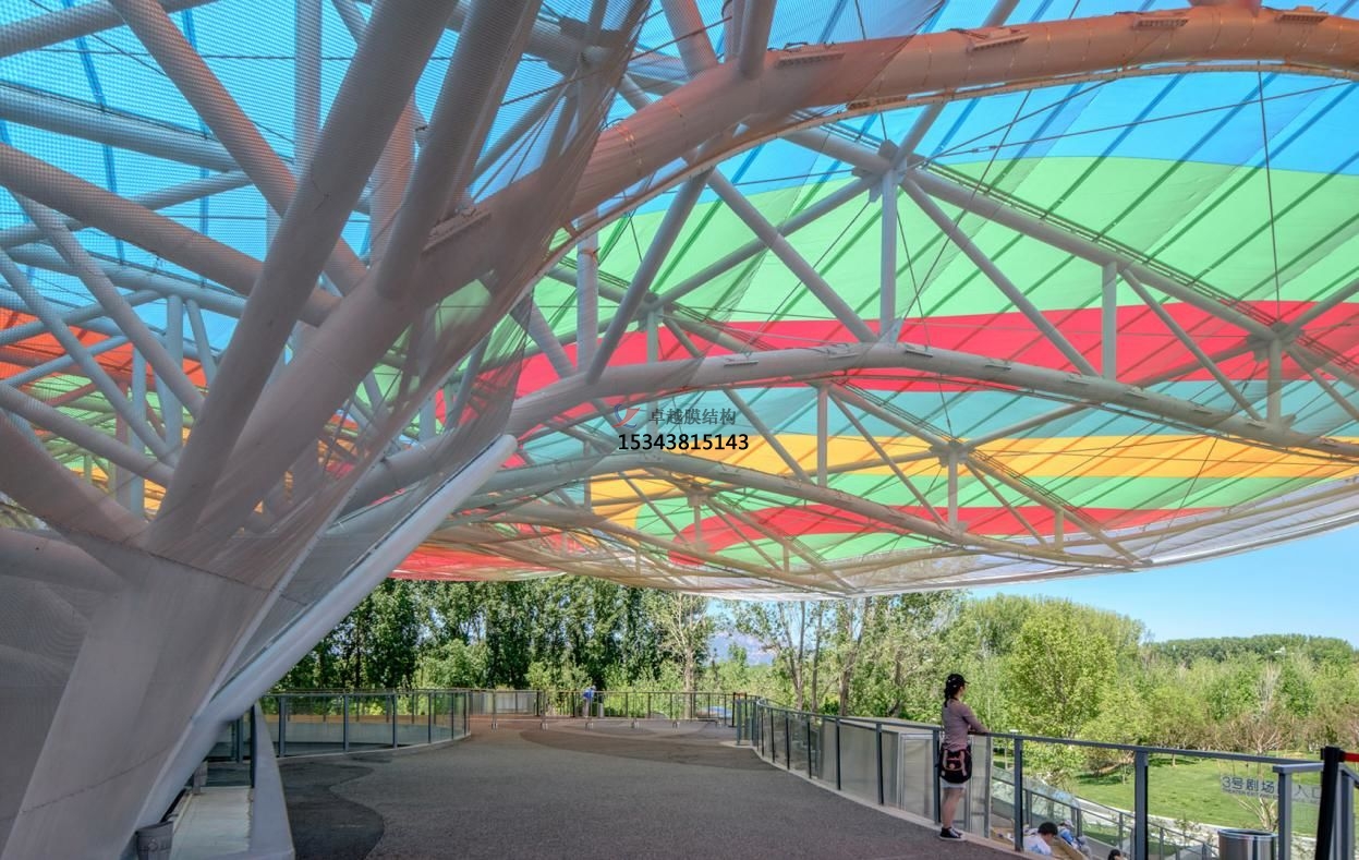 ETFE彩色膜做成的大蝴蝶到底有多炫？