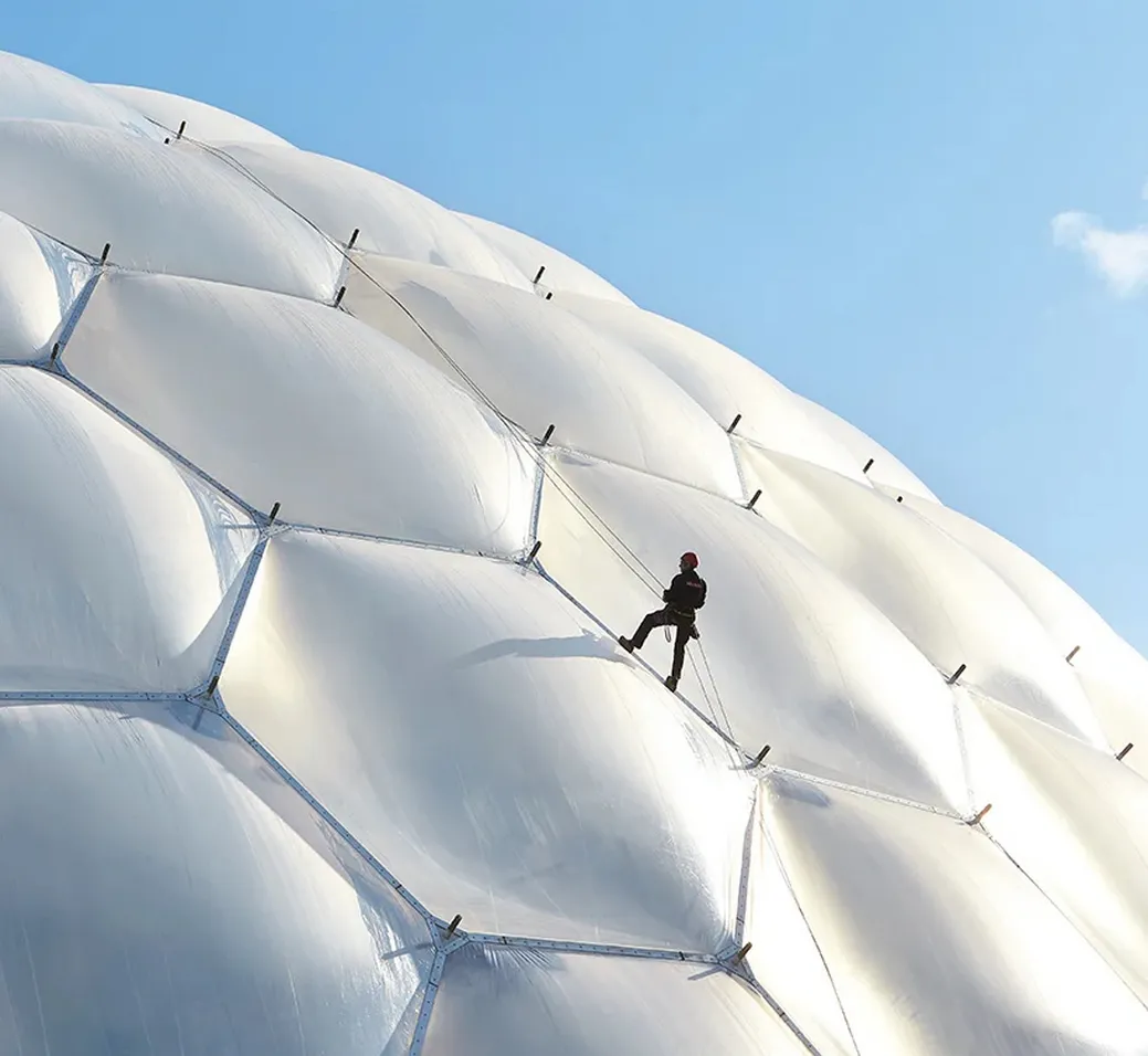 怎么做ETFE膜結(jié)構(gòu)建筑才省錢？