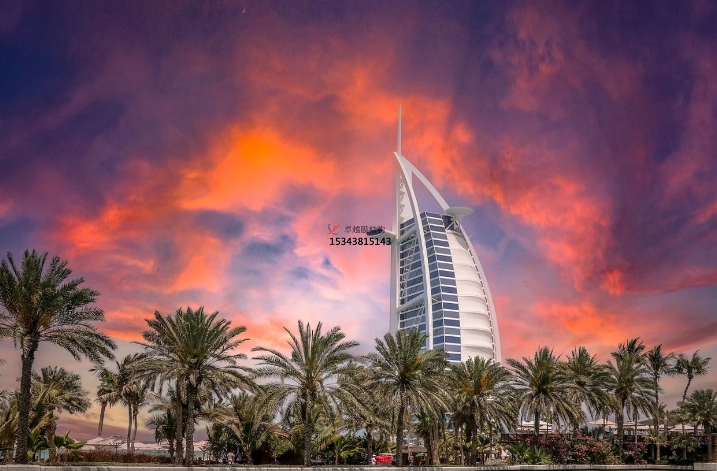 ?？谏虡I(yè)廣場膜結(jié)構(gòu)——?？谀そY(jié)構(gòu)公司專業(yè)廠家