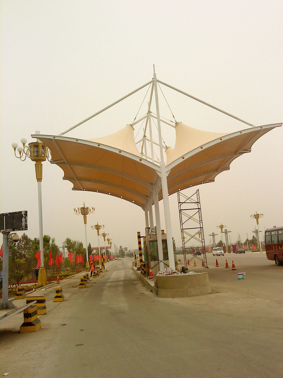 收費(fèi)站膜結(jié)構(gòu)是什么？收費(fèi)站膜結(jié)構(gòu)有哪些優(yōu)勢(shì)？