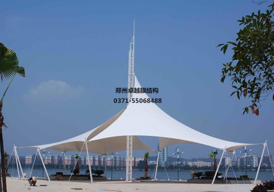 膜結(jié)構(gòu)地下車(chē)庫(kù)入口如何進(jìn)行保潔？