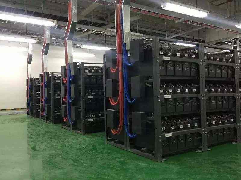 UPS電源出租，保障學(xué)校與醫(yī)院不間斷電力的關(guān)鍵解決方案